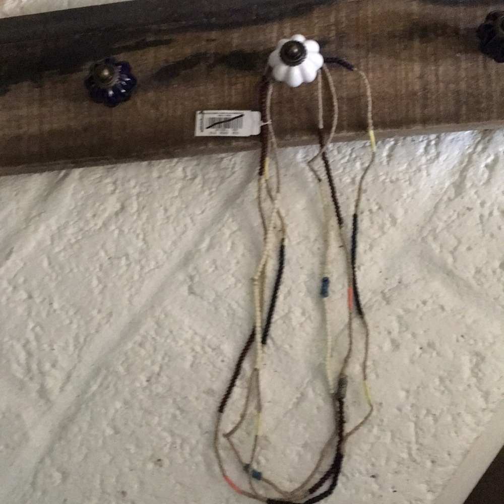 American Eagle three tier beach necklace